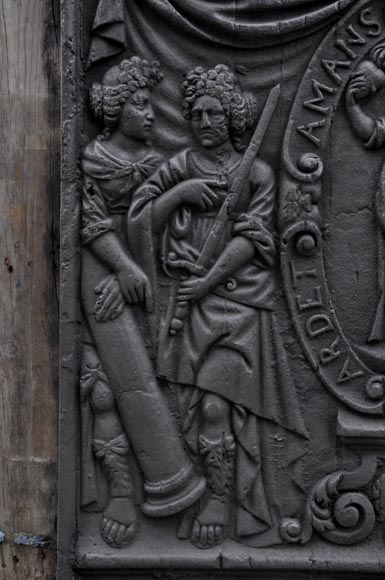 Antique fireback with jansenist decoration, 18th century Antique fireback with jansenist decoration, 18th century-3