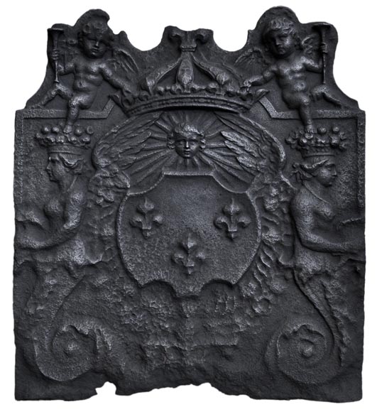 Antique fireback with French coat of arms and rich decor with cupids, 17th century Antique fireback with French coat of arms and rich decor with cupids, 17th century-0