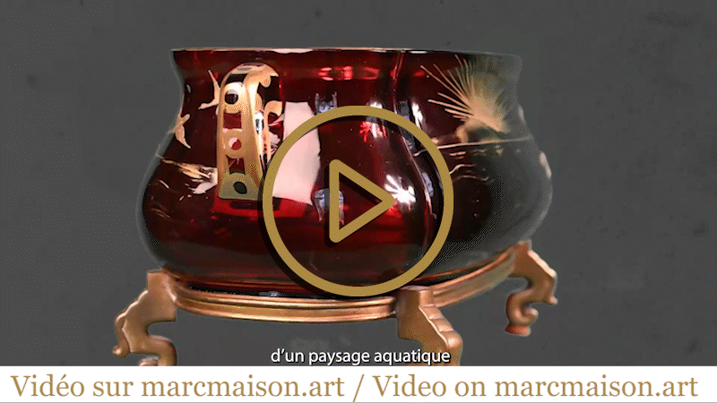 BACCARAT, Garniture with Japanese landscape, circa 1880 BACCARAT, Garniture with Japanese landscape, circa 1880-0