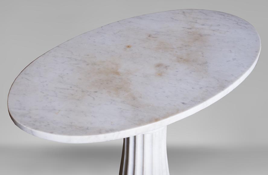 Neoclassical style pedestal table made out of Carrara marble Neoclassical style pedestal table made out of Carrara marble-3