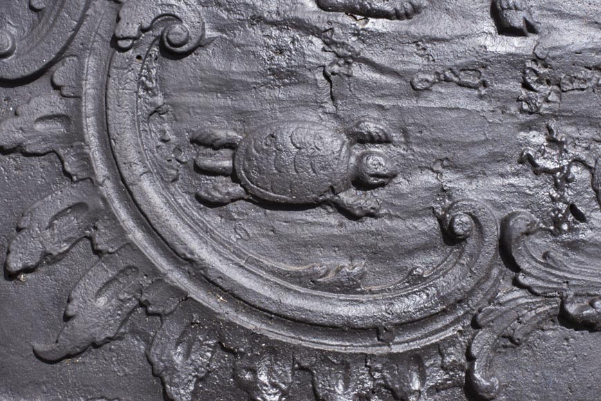 Louis XV fireback depicting Aphrodite Pandemos Louis XV fireback depicting Aphrodite Pandemos-7