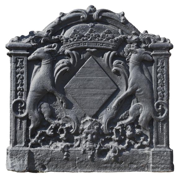Antique cast iron fireback with coat of arms of Pénancoët de Kéroualle Antique cast iron fireback with coat of arms of Pénancoët de Kéroualle-0