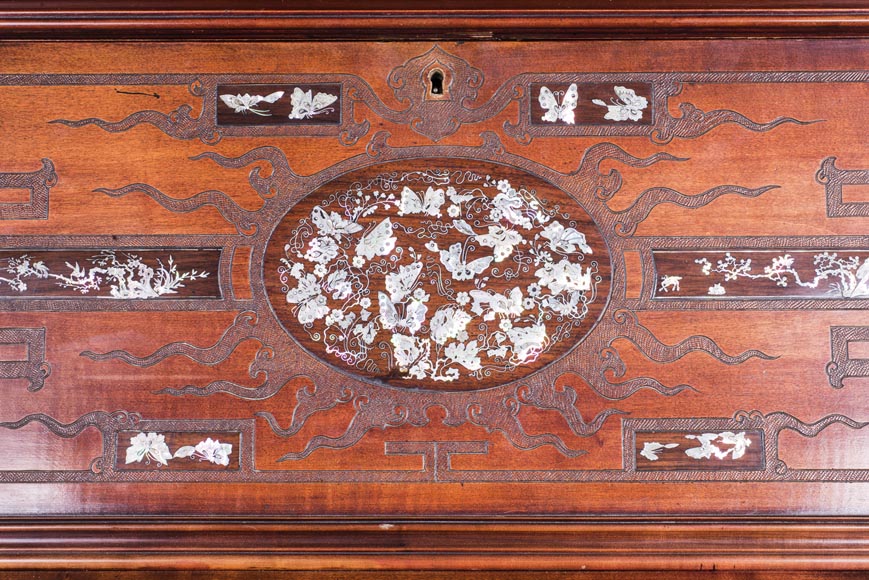 Japanese style secretary with mother-of-pearl butterfly decoration Japanese style secretary with mother-of-pearl butterfly decoration-3