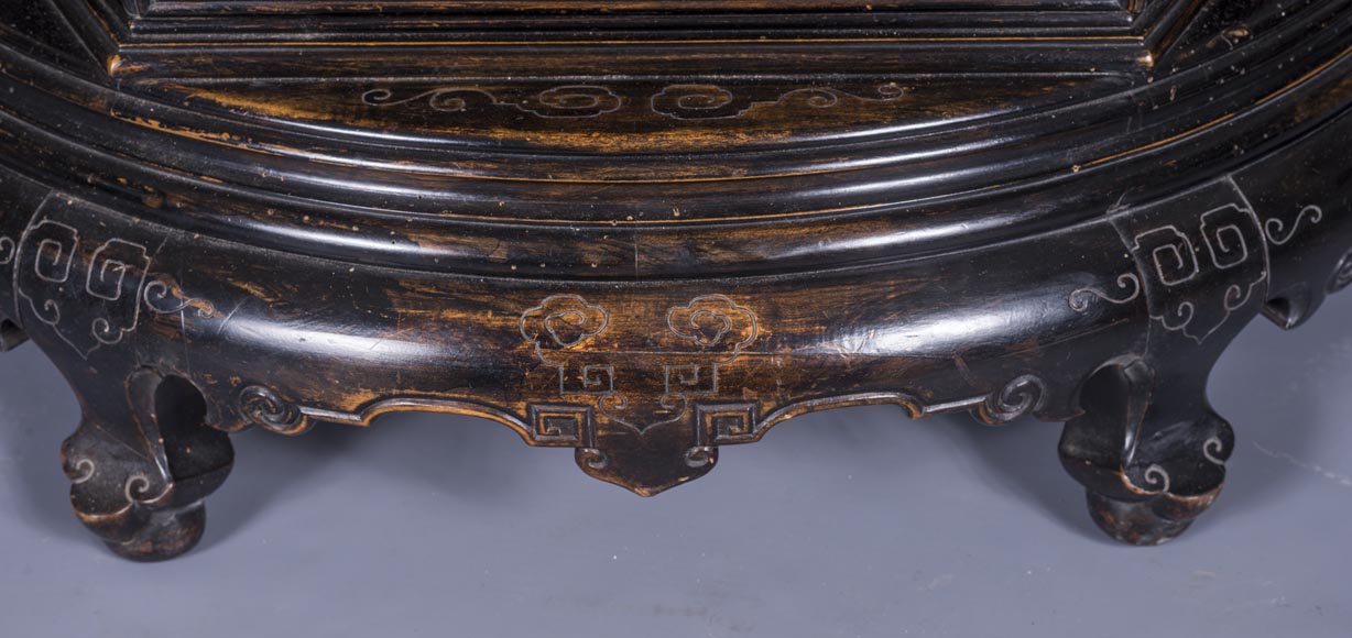 Display cabinet of Far Eastern inspiration, hexagonal form Display cabinet of Far Eastern inspiration, hexagonal form-2