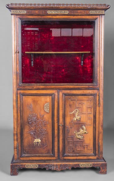 Display cabinet with Far Eastern decoration in the style of Gabriel Viardot (1830-1906)-0