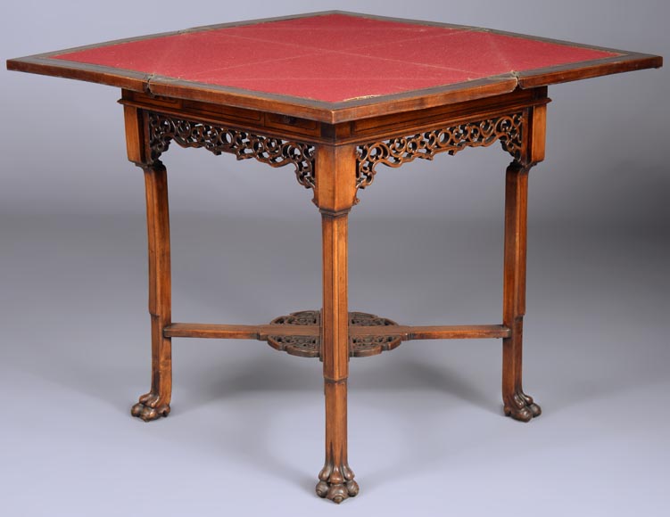 Japanese style game table with an engraved decoration Japanese style game table with an engraved decoration-11