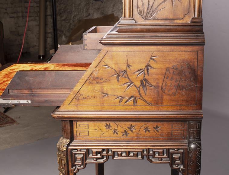 Gabriel VIARDOT (1830-1906) - A small Japanese style secretary Gabriel VIARDOT (1830-1906) - A small Japanese style secretary-13