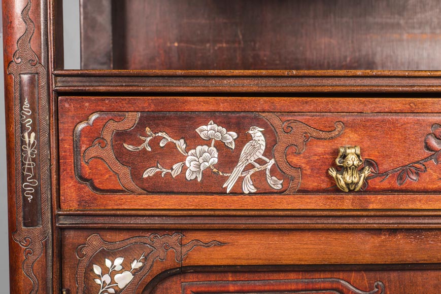 Display cabinet inspired by the Far East Display cabinet inspired by the Far East-17