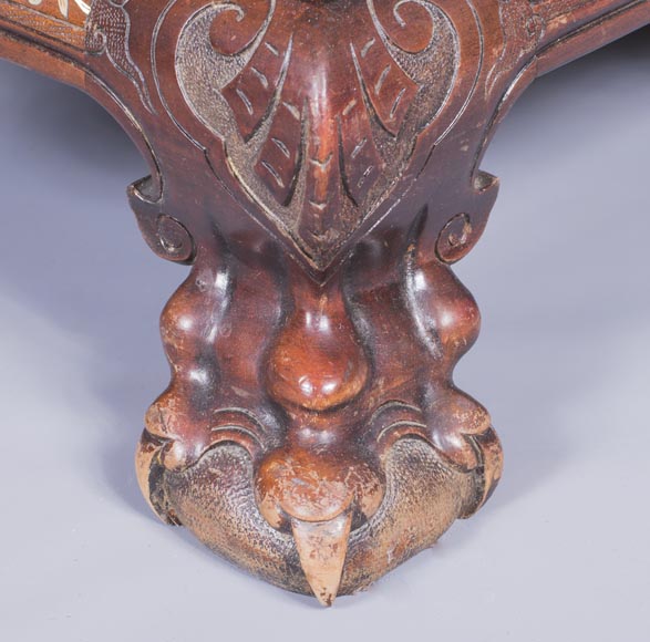 Important japanese style pedestal desk with dragons decoration Important japanese style pedestal desk with dragons decoration-12