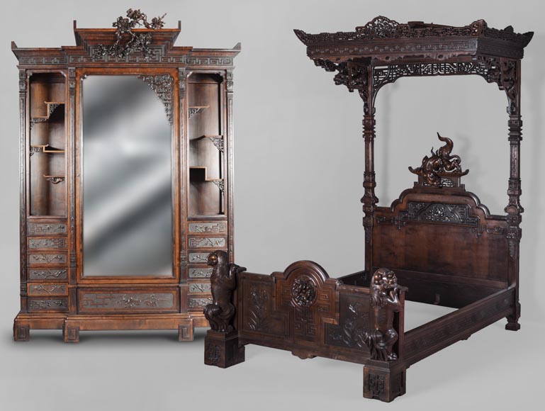 GABRIEL VIARDOT (attr. to) - Bedroom furniture composed of a wardrobe  and a bed in tinted sycamore GABRIEL VIARDOT (attr. to) - Bedroom furniture composed of a wardrobe  and a bed in tinted sycamore-0