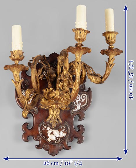 Japanese wall light in sycamore, gilt bronze and mother-of-pearl Japanese wall light in sycamore, gilt bronze and mother-of-pearl-7