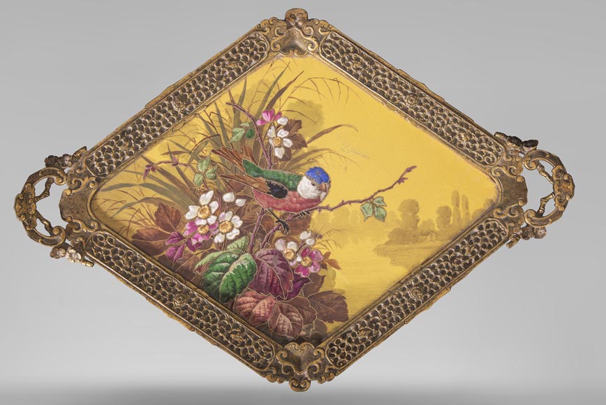 Earthenware dish with bird decoration, mounted in bronze Earthenware dish with bird decoration, mounted in bronze-0