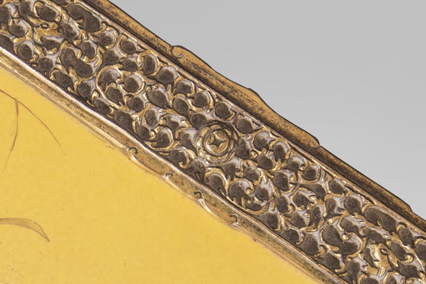 Earthenware dish with bird decoration, mounted in bronze Earthenware dish with bird decoration, mounted in bronze-3