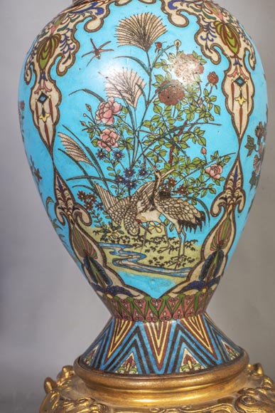 A pair of Japanese style lamps with elephant heads A pair of Japanese style lamps with elephant heads-5