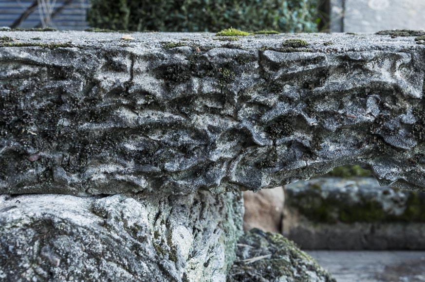 Composite stone garden bench, log-shaped base Composite stone garden bench, log-shaped base-2