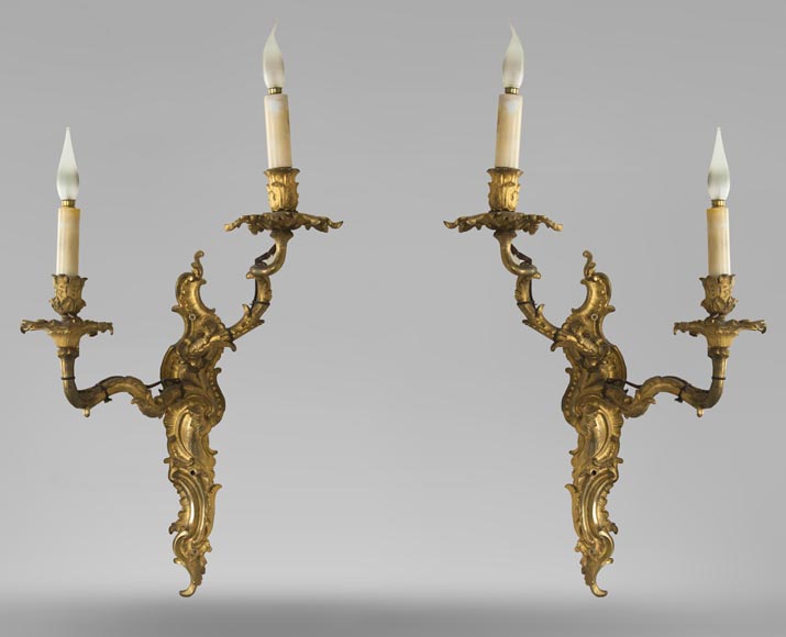 Pair of Louis XV gilded bronze wall lights Pair of Louis XV gilded bronze wall lights-0