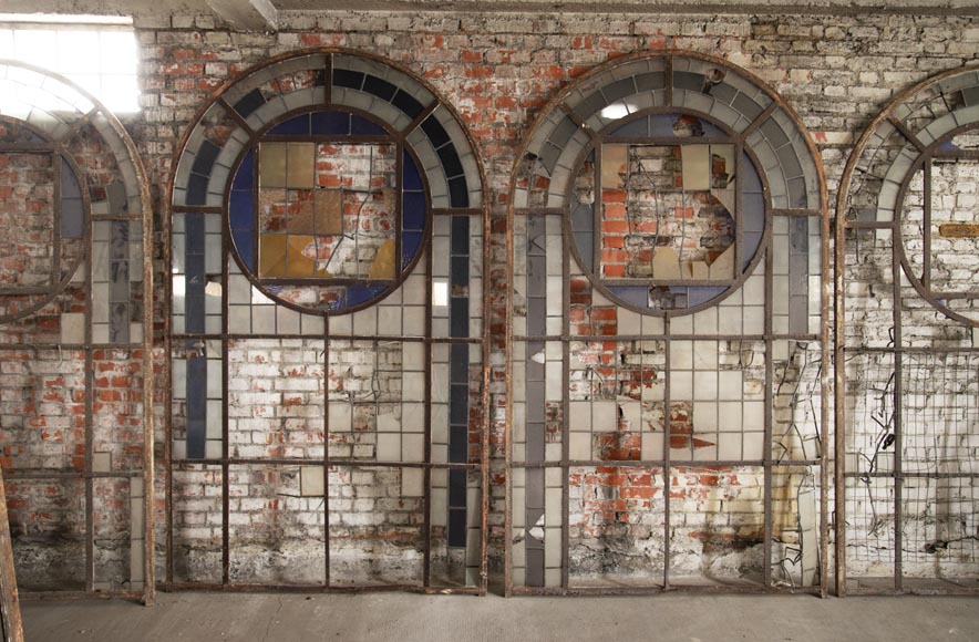 Important set of 20th century Art Deco style stained glass windows Important set of 20th century Art Deco style stained glass windows-2