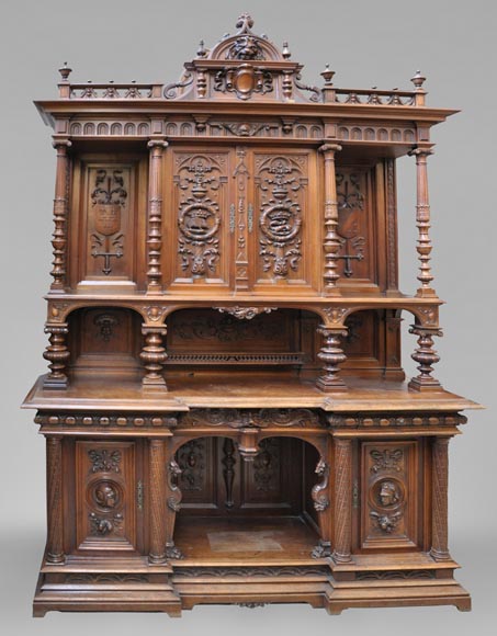 Large Neo-Renaissance style buffet in carved walnut with Louis XII and Francis I of France emblems Large Neo-Renaissance style buffet in carved walnut with Louis XII and Francis I of France emblems-0