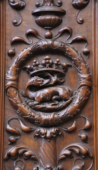 Large Neo-Renaissance style buffet in carved walnut with Louis XII and Francis I of France emblems Large Neo-Renaissance style buffet in carved walnut with Louis XII and Francis I of France emblems-3