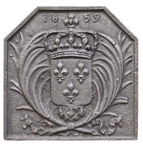 Cast iron fireback with the French coat of arms Cast iron fireback with the French coat of arms-0