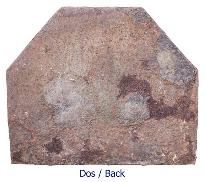 Cast iron fireback from the 17th century, decorated with a knight's height Cast iron fireback from the 17th century, decorated with a knight's height-5