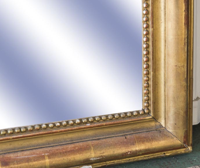 Louis-Philippe style trumeau made out of gilded stucco and wood with pearl decoration  Louis-Philippe style trumeau made out of gilded stucco and wood with pearl decoration -3