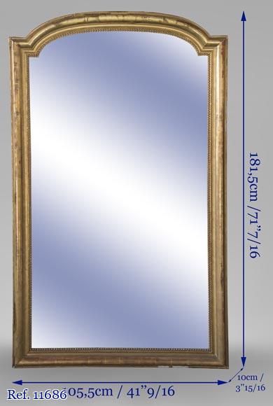 Louis-Philippe style trumeau made out of gilded stucco and wood with pearl decoration  Louis-Philippe style trumeau made out of gilded stucco and wood with pearl decoration -5