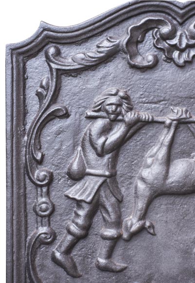 Small modern fireback, decorated with a hunting return Small modern fireback, decorated with a hunting return-4