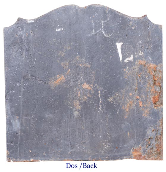 Small modern fireback, decorated with a hunting return Small modern fireback, decorated with a hunting return-5