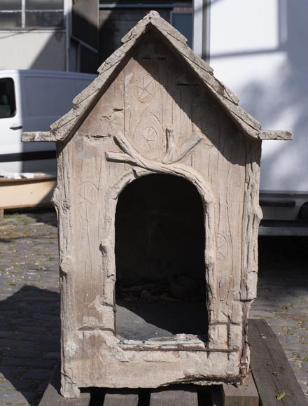 Beautiful cement doghouse in Rocaille style Beautiful cement doghouse in Rocaille style-1