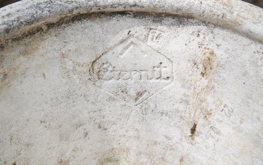 Pair of planters model  Pair of planters model