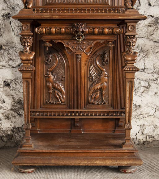 Small Neo-Renaissance style display cabinet Small Neo-Renaissance style display cabinet-5