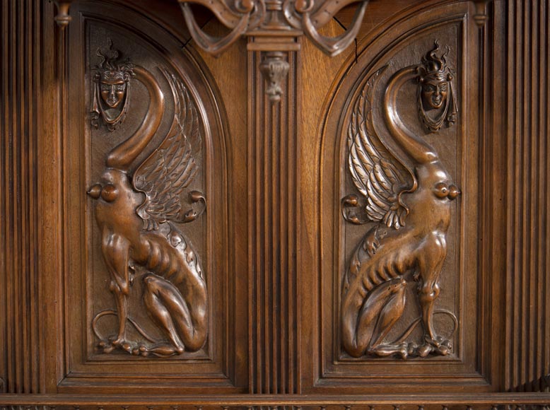 Small Neo-Renaissance style display cabinet Small Neo-Renaissance style display cabinet-7