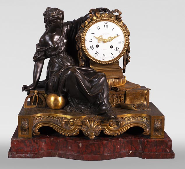 Maison Denière - Patinated and gilded bronze clock symbolizing Uranie Maison Denière - Patinated and gilded bronze clock symbolizing Uranie-0