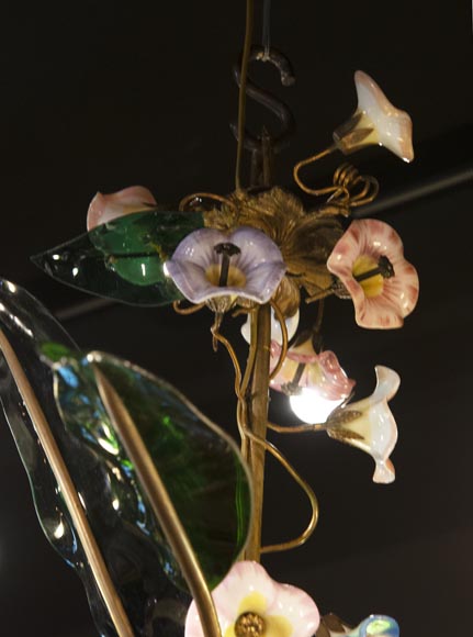 Antique chandelier in the shape of a flowered basket with eight lights Antique chandelier in the shape of a flowered basket with eight lights-3