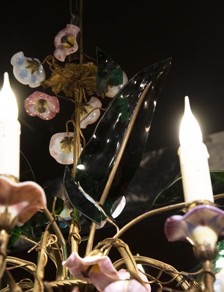 Antique chandelier in the shape of a flowered basket with eight lights Antique chandelier in the shape of a flowered basket with eight lights-5