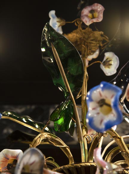 Antique chandelier in the shape of a flowered basket with eight lights Antique chandelier in the shape of a flowered basket with eight lights-6