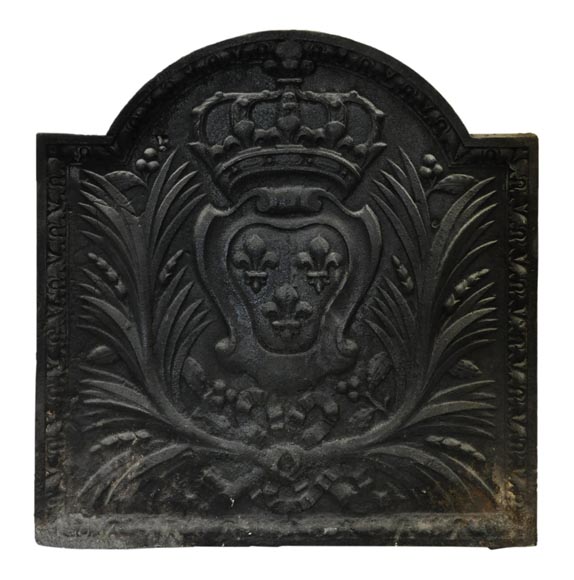 Antique cast iron fireback with French coat of arms, 19th century Antique cast iron fireback with French coat of arms, 19th century-0