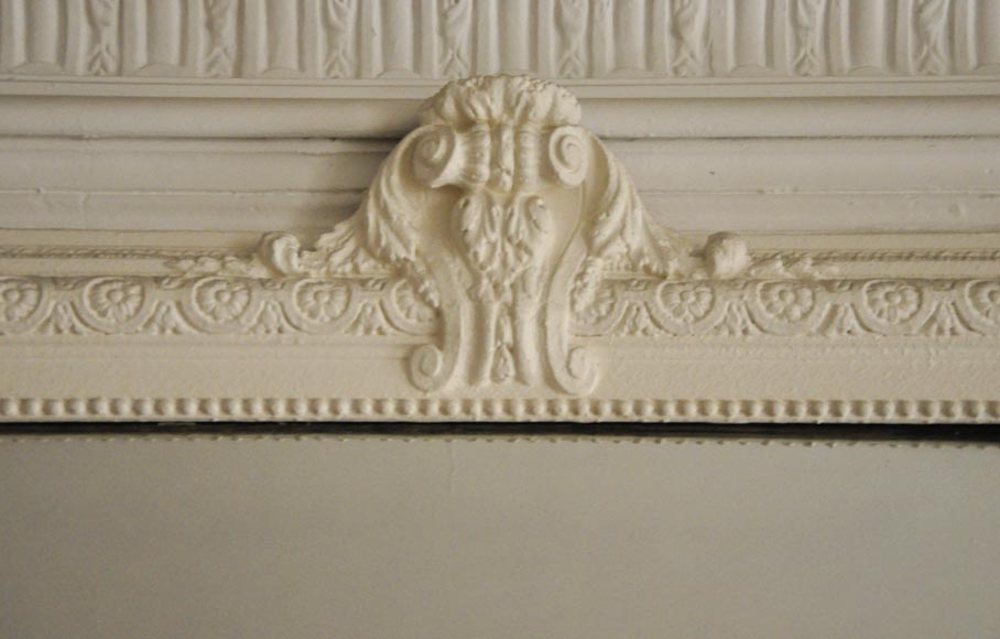 Small trumeau painted in white with roses  Small trumeau painted in white with roses -1