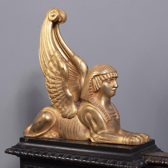 Two-patina bronze winged sphinx fire fender Two-patina bronze winged sphinx fire fender-4