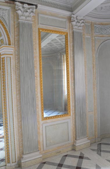 Beautiful Louis XVI style paneled room with architectural decoration inspired by the antique, late twentieth century Beautiful Louis XVI style paneled room with architectural decoration inspired by the antique, late twentieth century-11