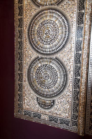 Pair of lacquered sliding double doors with mother-of-pearl decor Pair of lacquered sliding double doors with mother-of-pearl decor-5