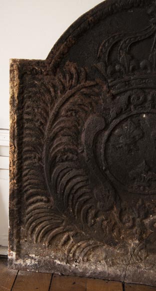 Antique fireback to the Armes de France from the 19th century Antique fireback to the Armes de France from the 19th century-3