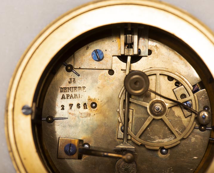 Pendulum from a model by Jean Baptiste Pigalle in Carrara marble from the end of the 19th century Pendulum from a model by Jean Baptiste Pigalle in Carrara marble from the end of the 19th century-11