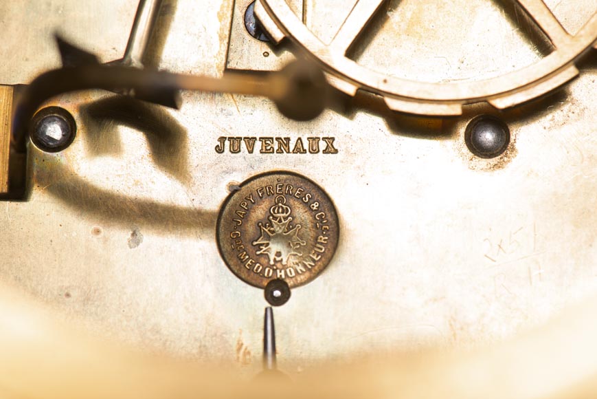 Pendulum from a model by Jean Baptiste Pigalle in Carrara marble from the end of the 19th century Pendulum from a model by Jean Baptiste Pigalle in Carrara marble from the end of the 19th century-12