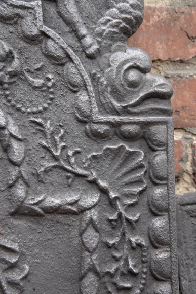 Neo-Renaissance fireback with Neptune, 19th century  Neo-Renaissance fireback with Neptune, 19th century-3