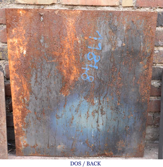 Small antique fireback with soldier in armor decoration, 19th century Small antique fireback with soldier in armor decoration, 19th century-6