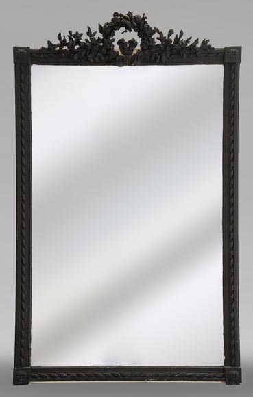 Louis XVI style trumeau carved with a beautiful crown of flowers Louis XVI style trumeau carved with a beautiful crown of flowers-0