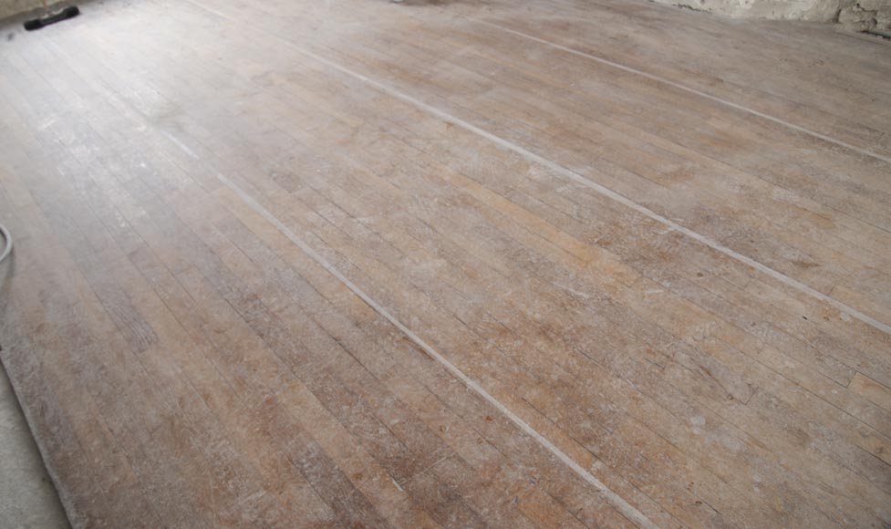 Lot of 25 m2 of antique oak parquet flooring Lot of 25 m2 of antique oak parquet flooring-0