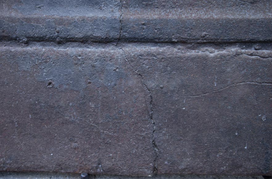 Antique fireback with lion and deer from the 17th century Antique fireback with lion and deer from the 17th century-8